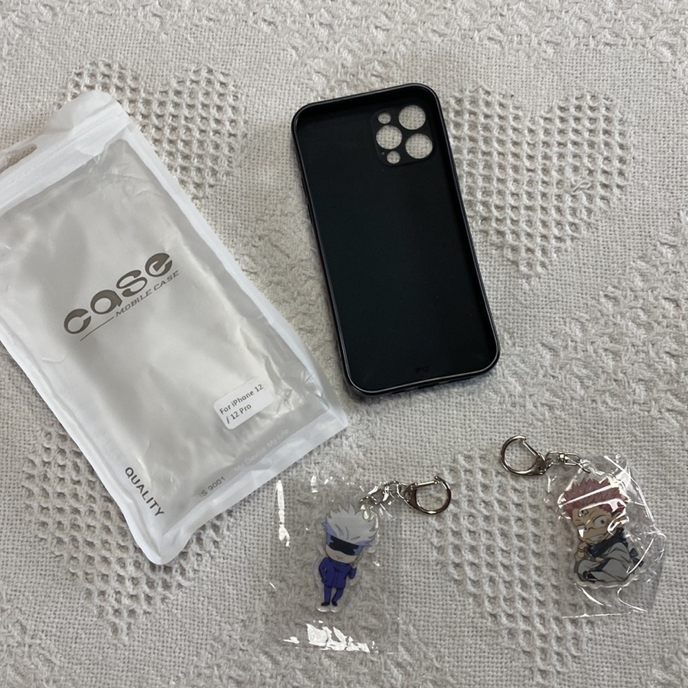NEW Anime iPhone 12/iPhone 12 pro Phone Case - Picture 3 of 3